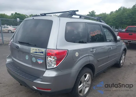 2010 Subaru Forester 2.5X Premium z USA, uszkodzony, nr VIN JF2SH6CC4AH791986